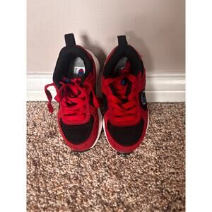 Champion Kids' Sneakers in Red and Black - size 8 toddler